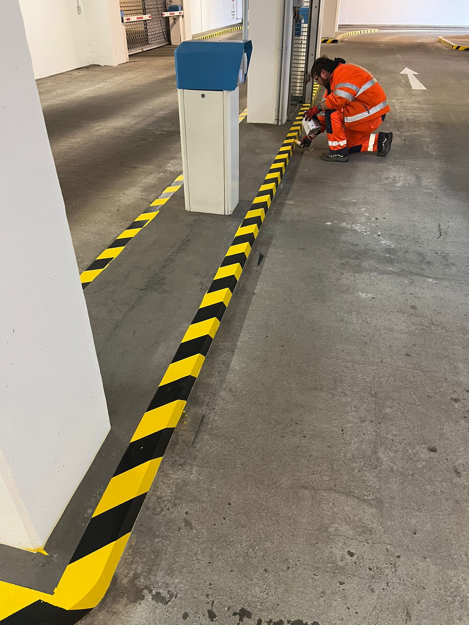 Innenausbau und Sanierung der GeBA Baustein GmbH